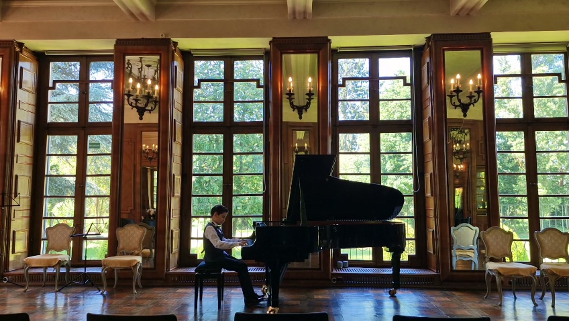 Debut — Burg Namedy Palace, Andernach, Germany, 2026